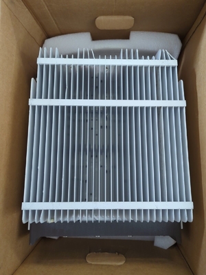 4428 Β1 KRC161735/1 Ericsson RRU2100 Ραδιόφωνο 4428 Β1 KRC161735/1 Σταθμός βάσης τηλεπικοινωνιακό υλικό