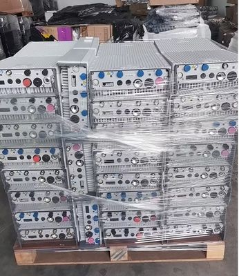 Η Ericsson RRU 2219 B1 Χρησιμοποιείται 2T2R 2x60W 420mm x 335mm x 125mm