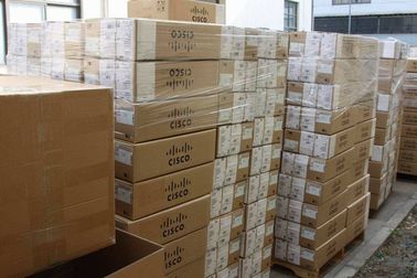 Ο Cisco Switch WS-C2960S-48LPS-L 48 Port Poe Gigabit Ethernet Switch Ο Cisco Network Switch προσφέρει αναμμένο 48 Power over Ethernet (PoE) Ethernet 10/100/1000 θύρες με 370W PoE Power supply