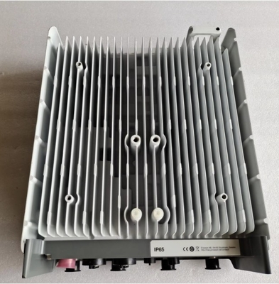 4418 B40TEricsson RRU 4418 B40T Εσωτερική διάσταση 420mm*335mm*125mm Σχεδιασμός