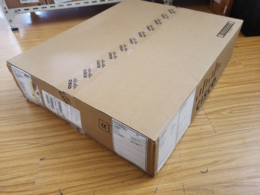 Cisco Catalyst C9500-16X-E 16-Port 10G Switch με άδεια χρήσης NW Essentials