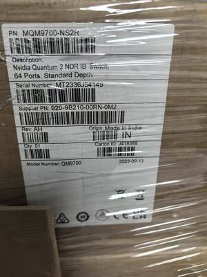 NVIDIA Mellanox 64 θύρες 400Gb / s, 32 θύρες OSFP, διαχειριζόμενη, διασύνδεση-δύναμη (C2P) ροή αέρα (αντίστροφη)
