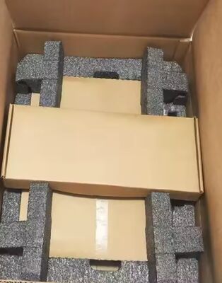 Brocade BR-DCX8518-B-0001 DCX 8510-8 SAN Backbone Director Switch, 10,2 Tbps, 16G FC, Enterprise Bundle